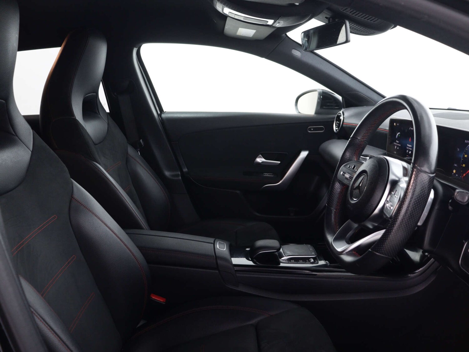Used Mercedes-Benz A-Class 2020 for sale - 75704229: Photo 39