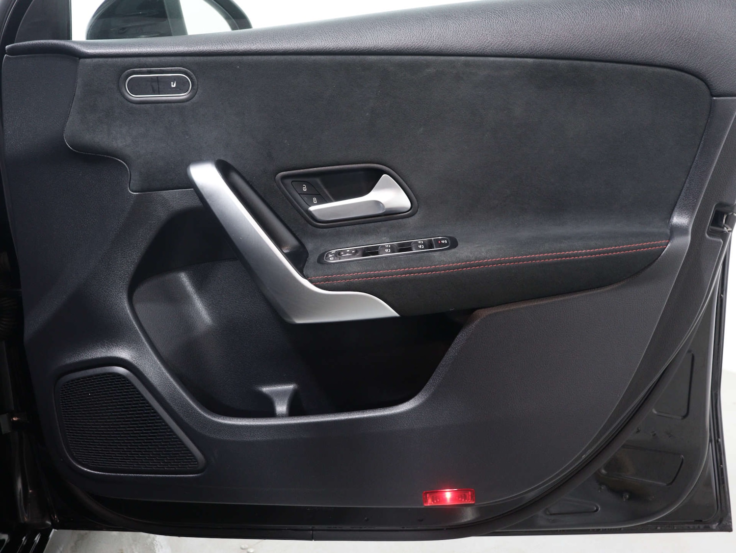 Used Mercedes-Benz A-Class 2020 for sale - 75704229: Photo 41