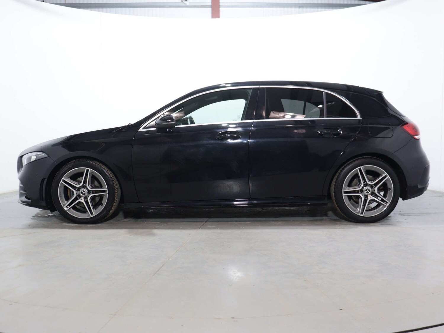 Used Mercedes-Benz A-Class 2020 for sale - 75704229: Photo 7