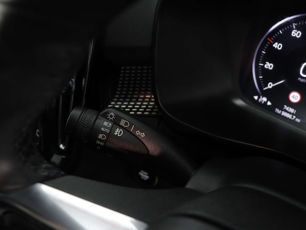 Used Volvo XC40 2021 for sale - 74840990: Photo 35