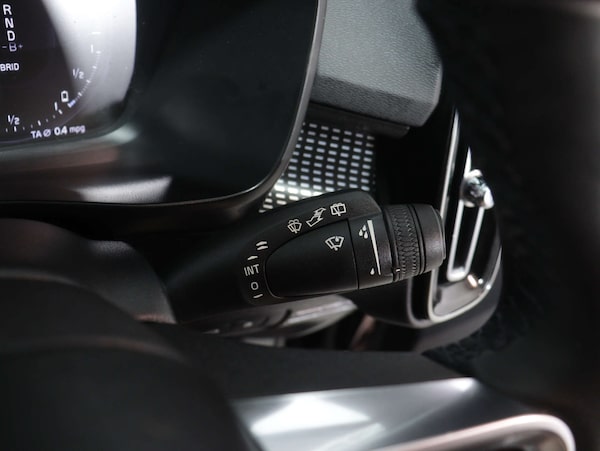 Used Volvo XC40 2021 for sale - 74840990: Photo 36