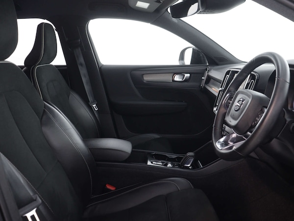 Used Volvo XC40 2021 for sale - 74840990: Photo 42