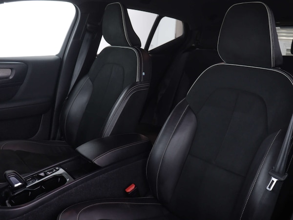 Used Volvo XC40 2021 for sale - 74840990: Photo 46