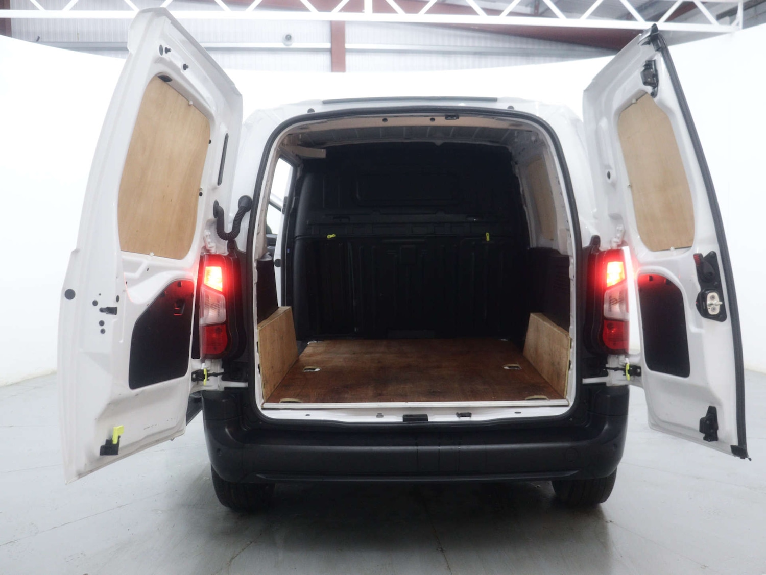 Used Citroen Berlingo 2022 for sale - 77422828: Photo 40