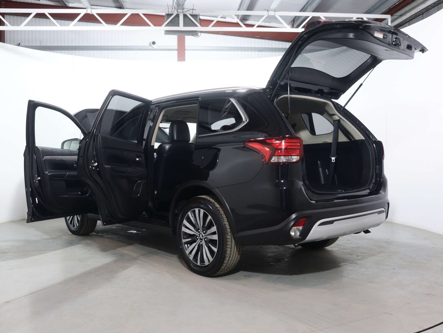 Used Mitsubishi Outlander 2020 for sale - 76206180: Photo 56