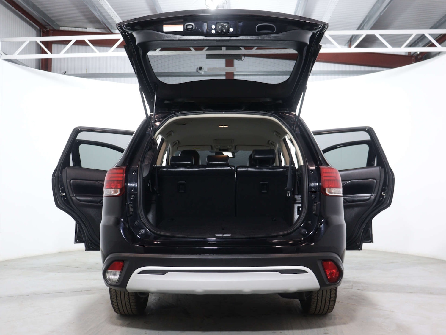 Used Mitsubishi Outlander 2020 for sale - 76206180: Photo 57