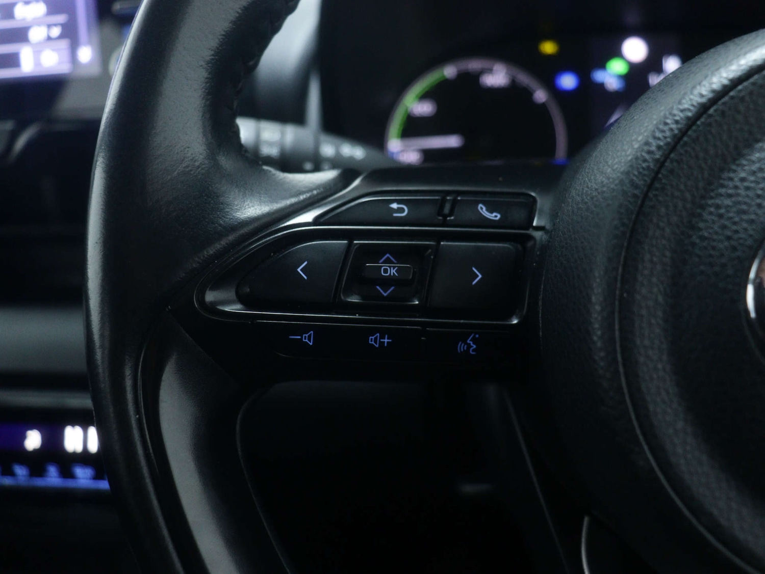 Used Toyota Yaris 2022 for sale - 77531832: Photo 32