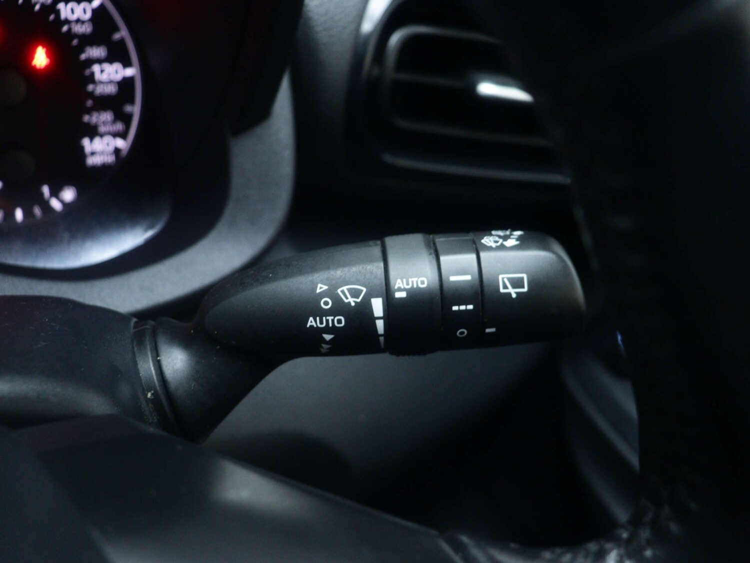 Used Toyota Yaris 2022 for sale - 77531832: Photo 35