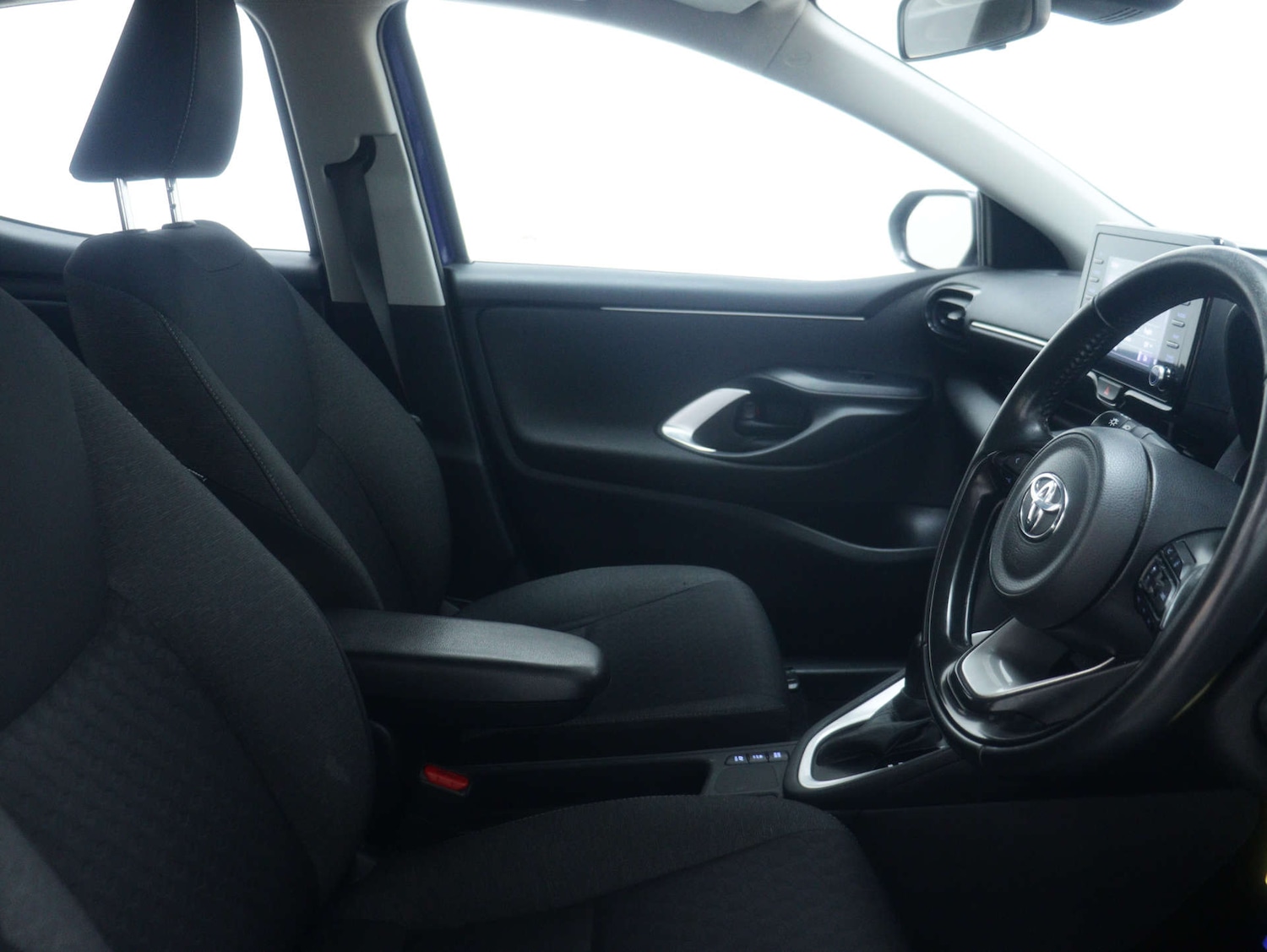 Used Toyota Yaris 2022 for sale - 77531832: Photo 39