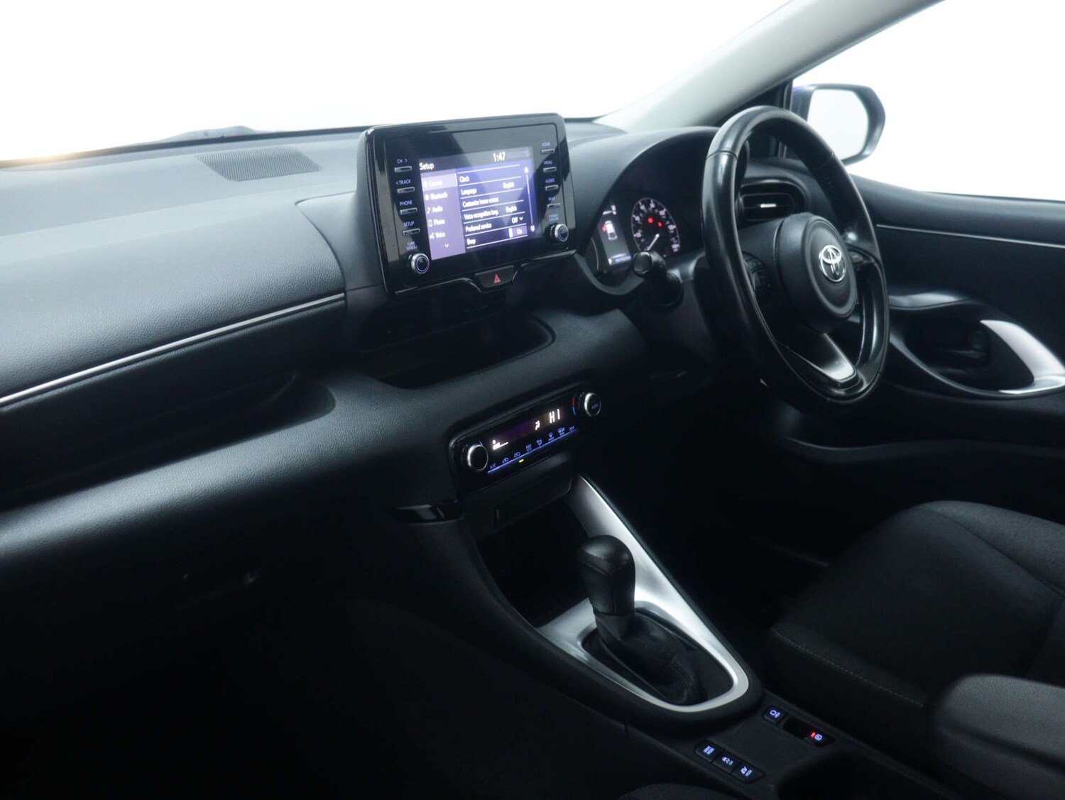 Used Toyota Yaris 2022 for sale - 77531832: Photo 42