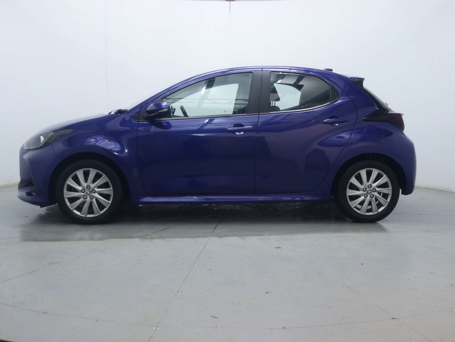 Used Toyota Yaris 2022 for sale - 77531832: Photo 8
