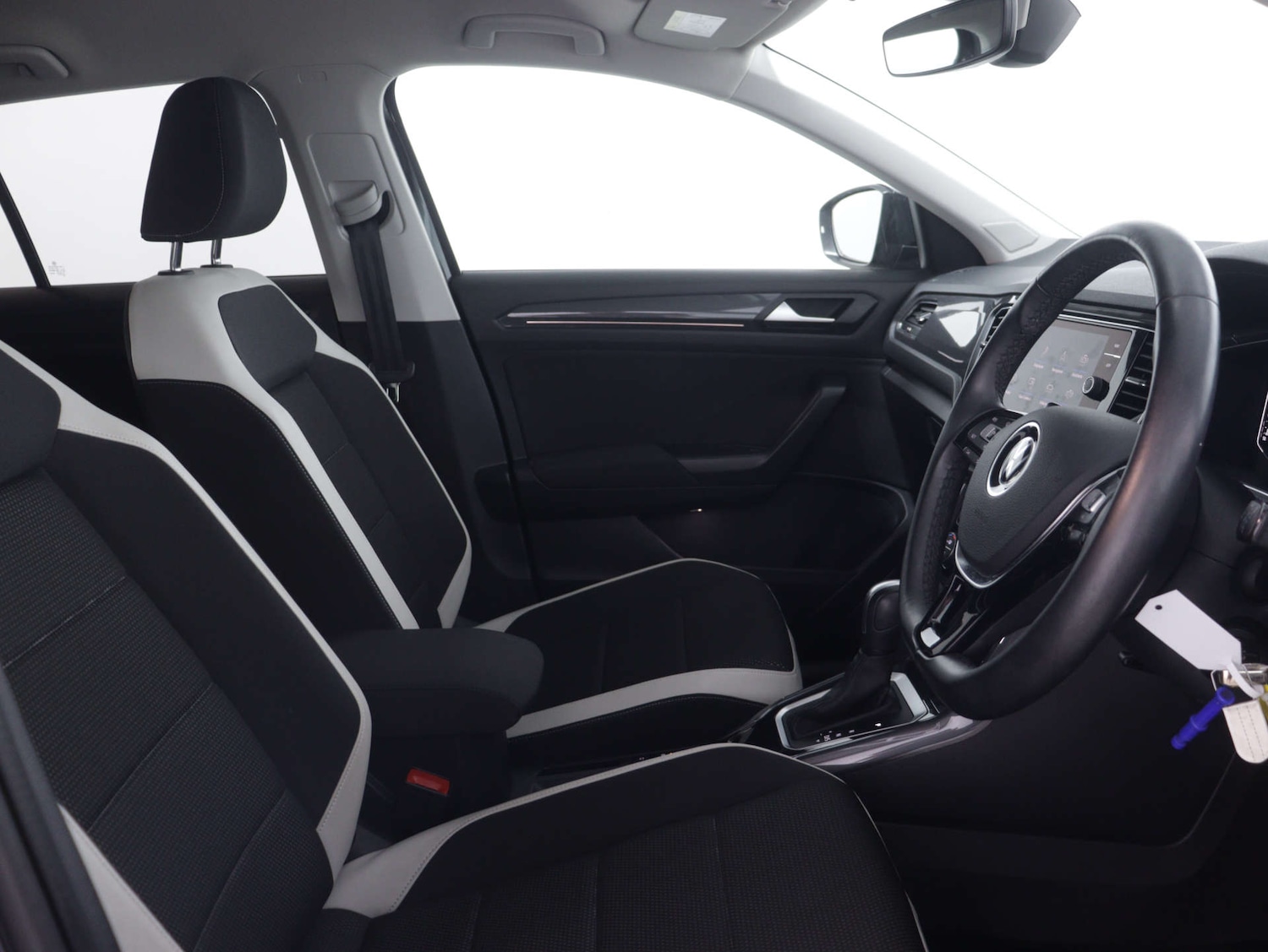 Used Volkswagen T-Roc 2021 for sale - 77678653: Photo 42