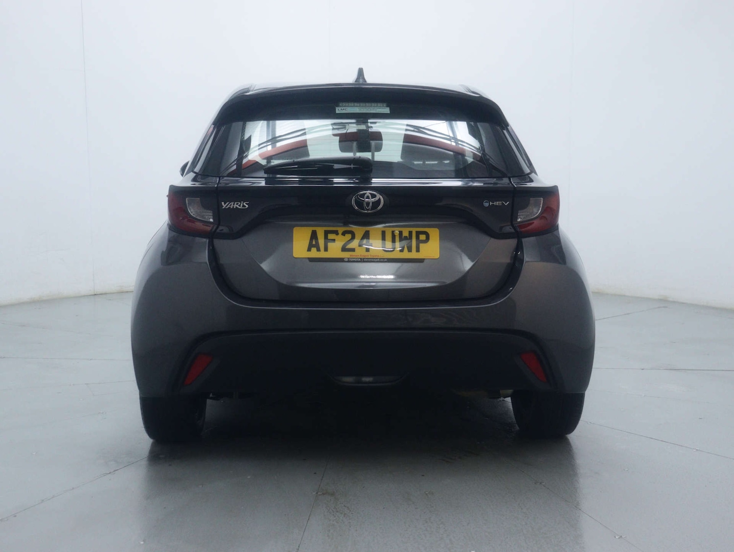 Used Toyota Yaris 2024 for sale - 77328607: Photo 10