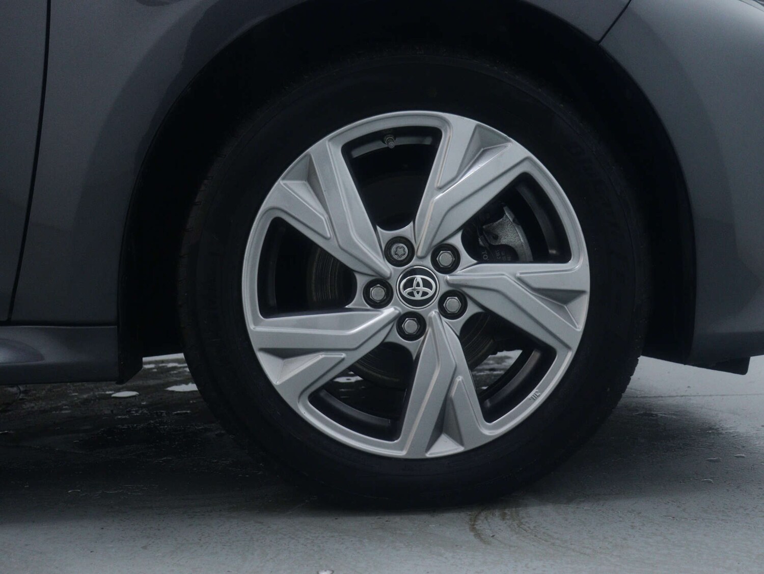 Used Toyota Yaris 2024 for sale - 77328607: Photo 14