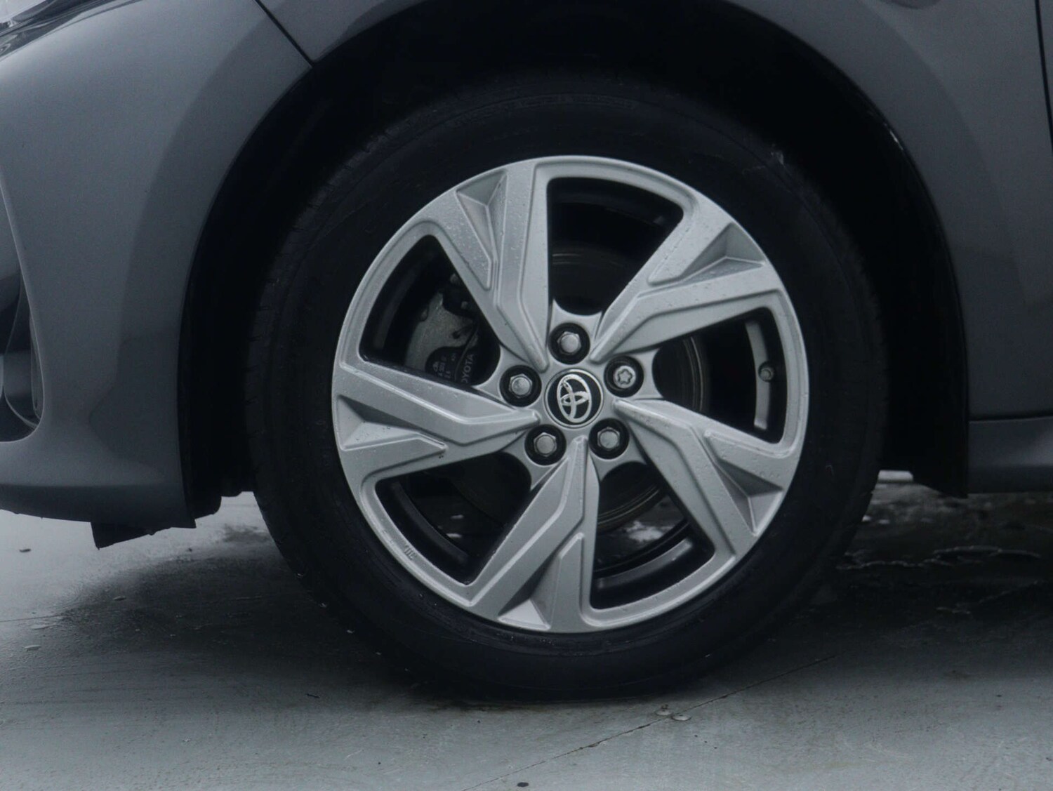 Used Toyota Yaris 2024 for sale - 77328607: Photo 15