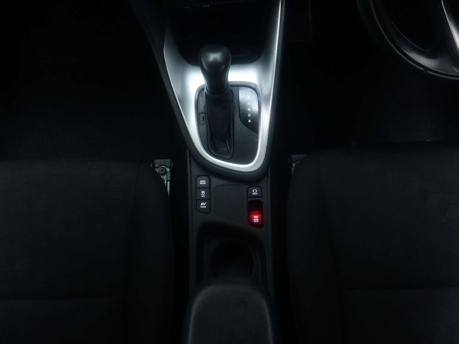 Used Toyota Yaris 2024 for sale - 77328607: Photo 20