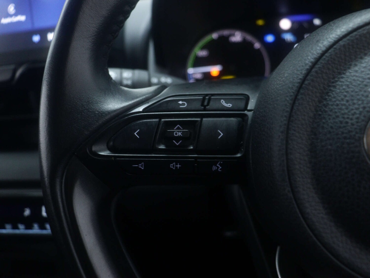 Used Toyota Yaris 2024 for sale - 77328607: Photo 30