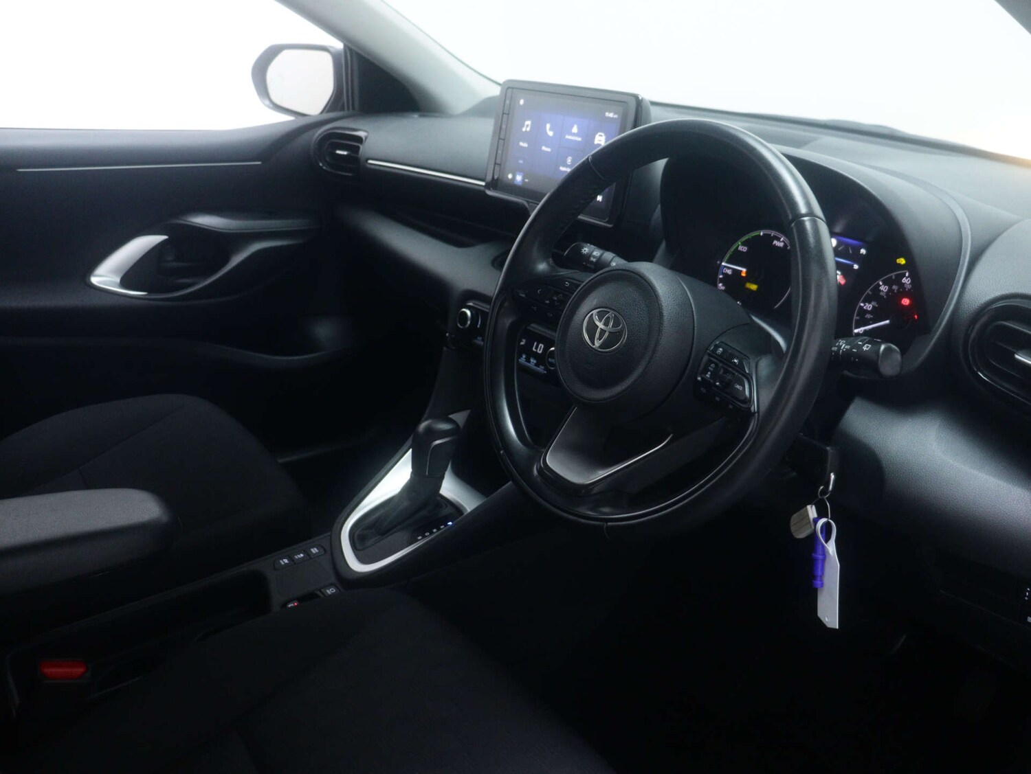 Used Toyota Yaris 2024 for sale - 77328607: Photo 35