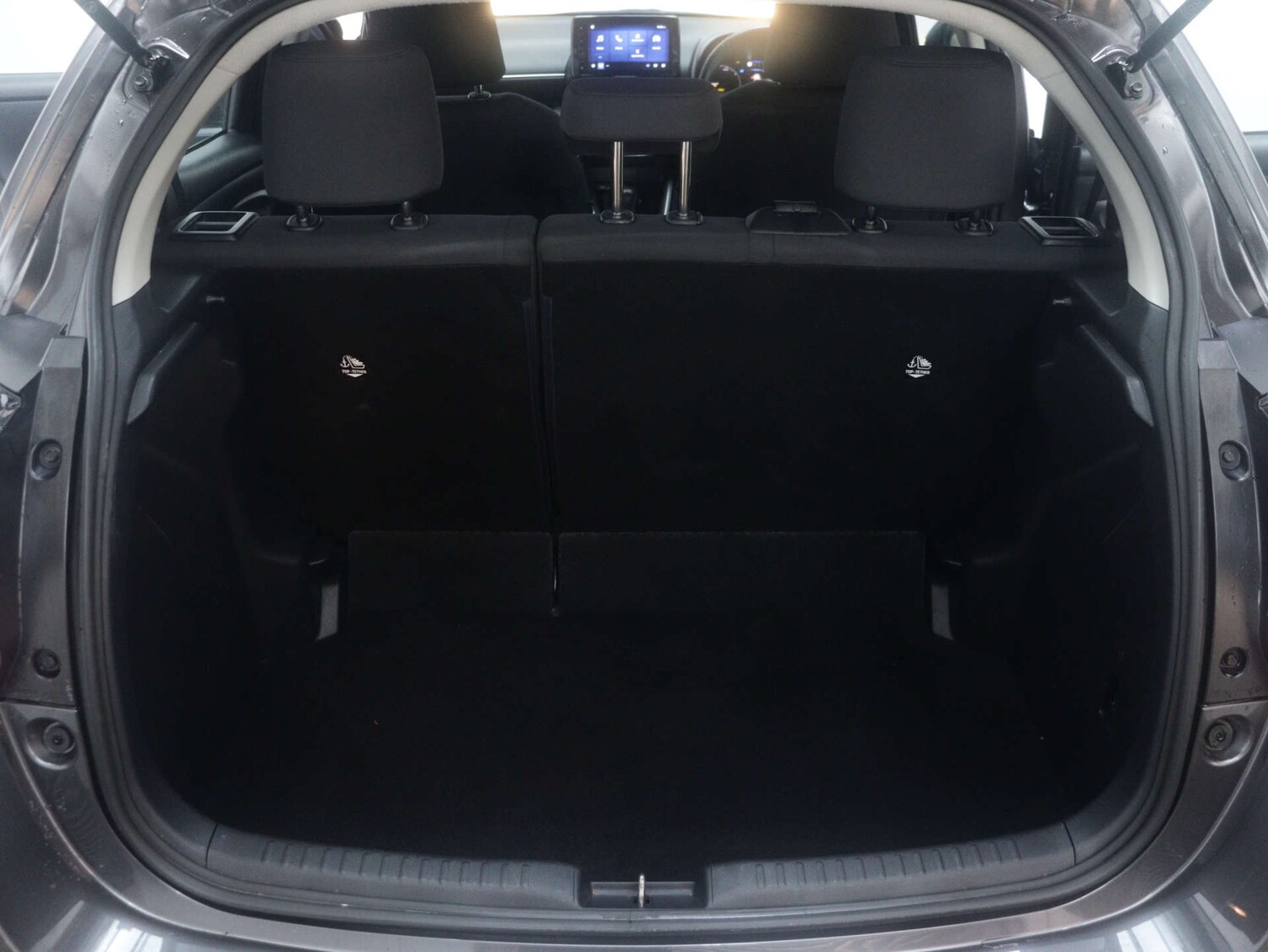 Used Toyota Yaris 2024 for sale - 77328607: Photo 45