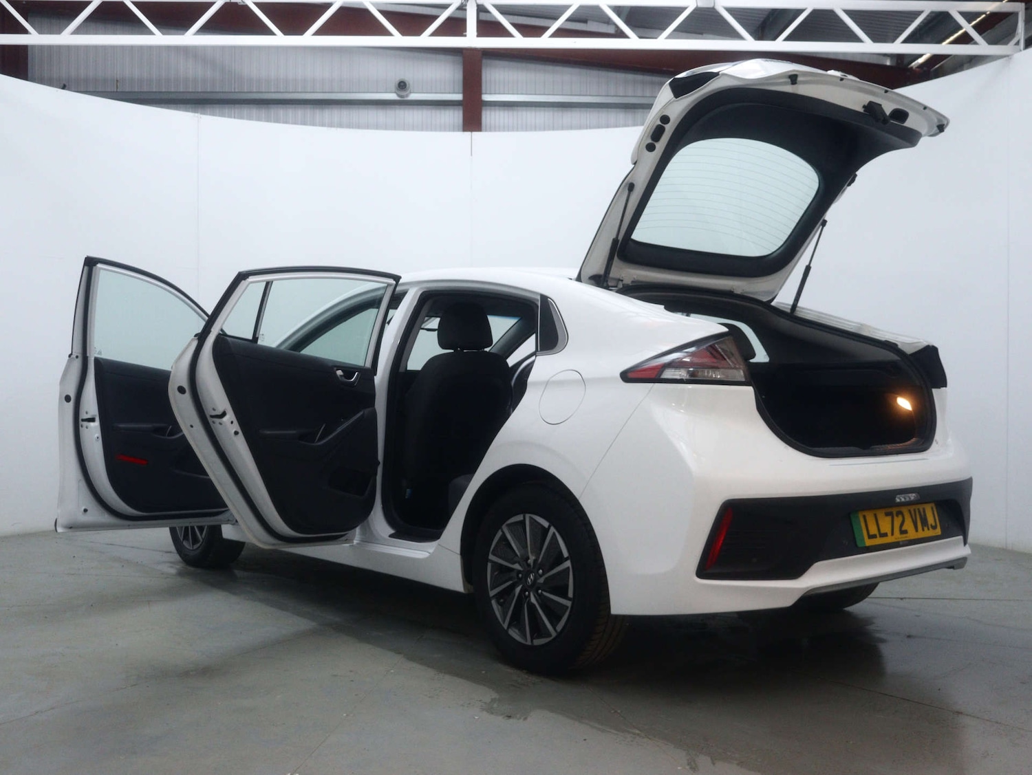 Used Hyundai IONIQ 2023 for sale - 77523089: Photo 59