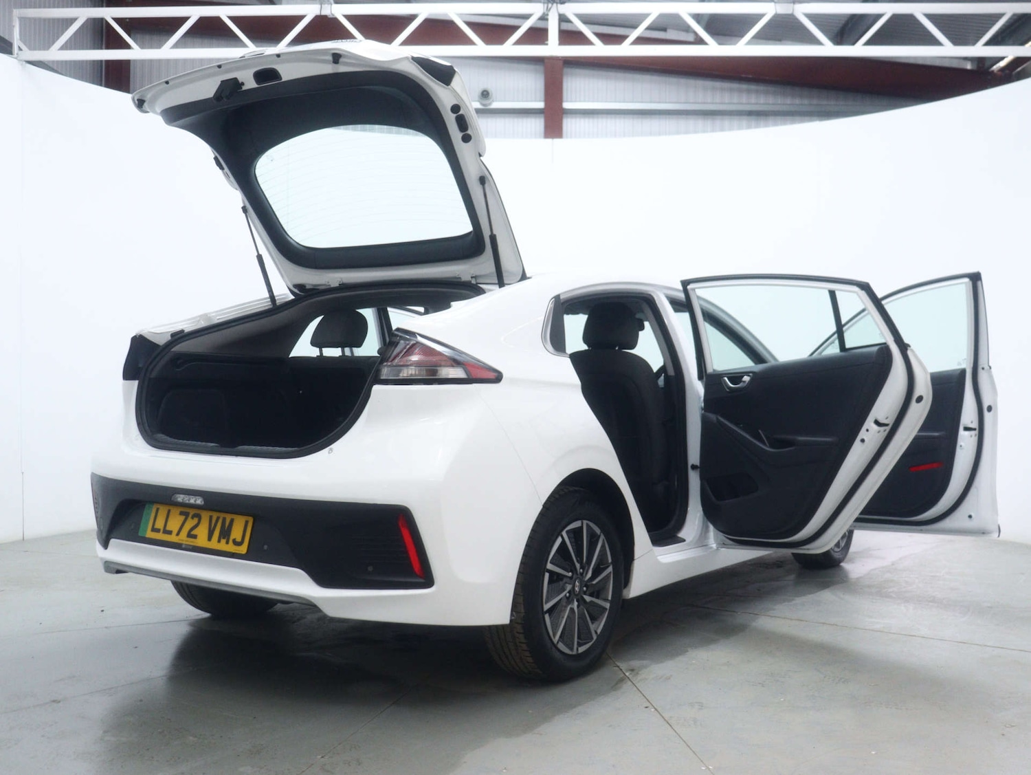 Used Hyundai IONIQ 2023 for sale - 77523089: Photo 61