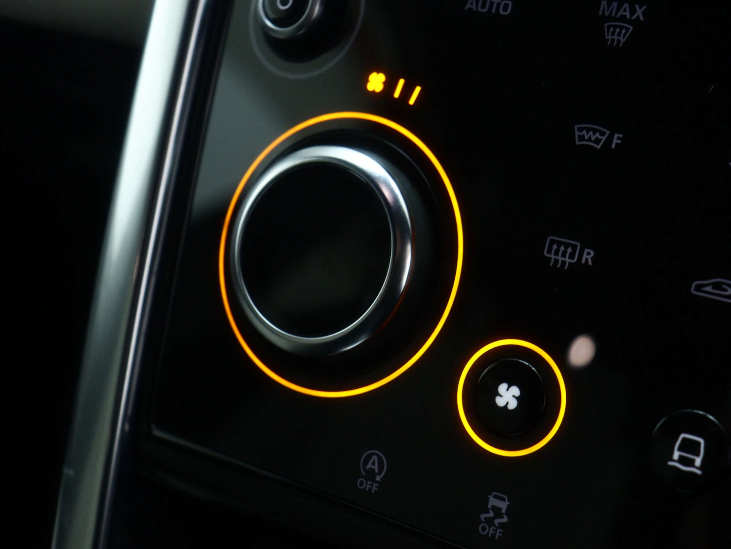 Used Land Rover Discovery Sport 2019 for sale - 77590550: Photo 31