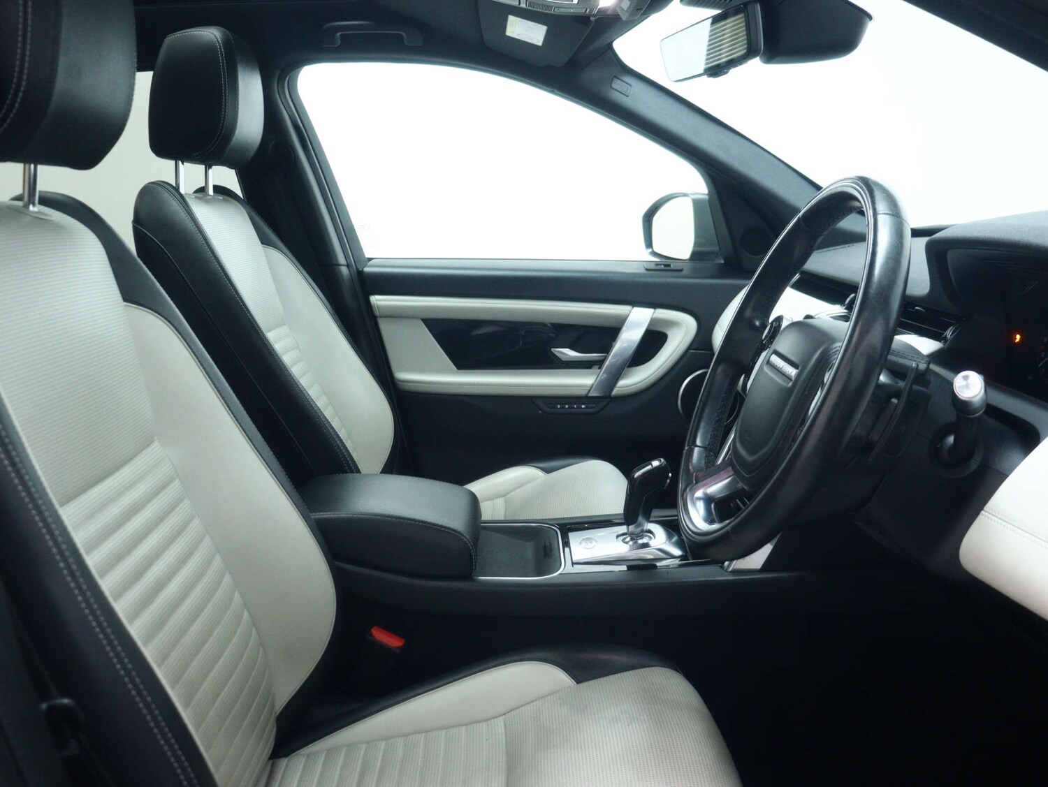 Used Land Rover Discovery Sport 2019 for sale - 77590550: Photo 43