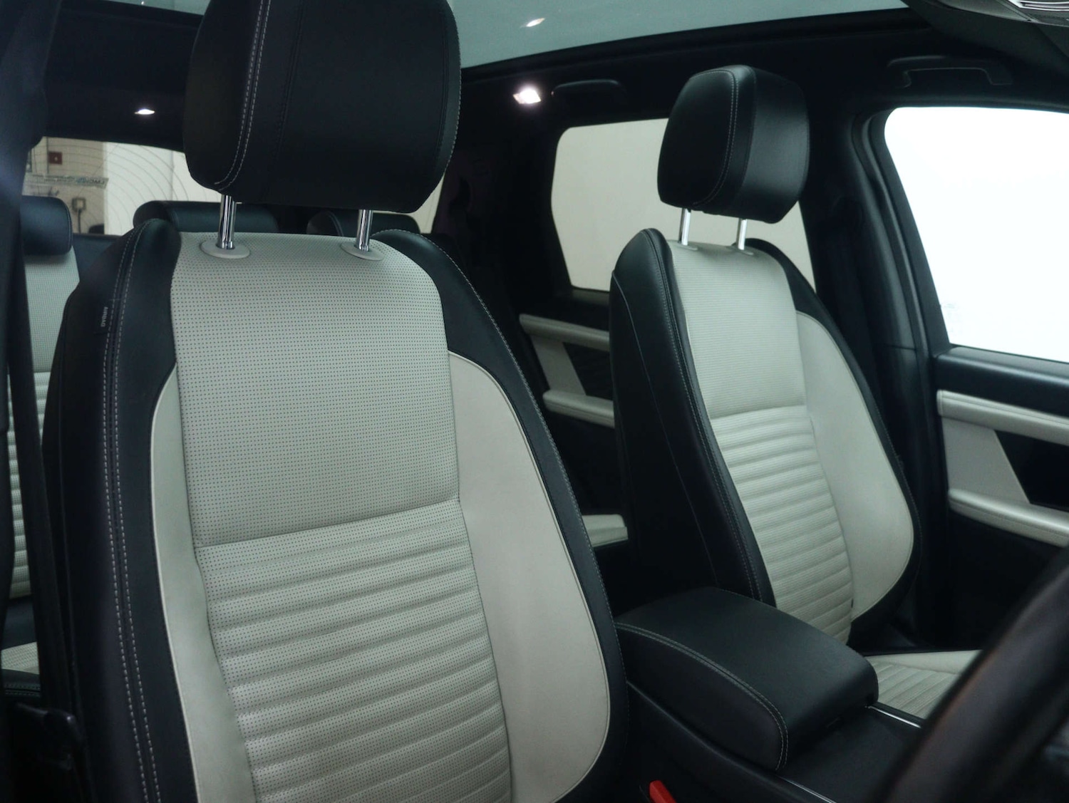 Used Land Rover Discovery Sport 2019 for sale - 77590550: Photo 45