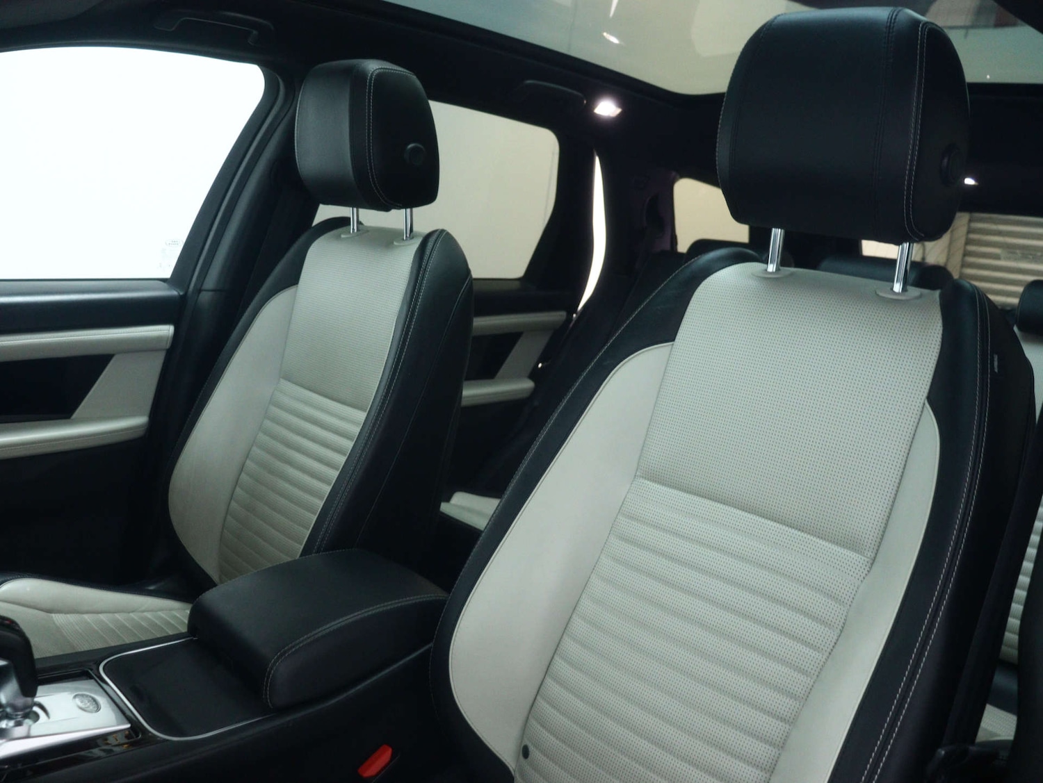 Used Land Rover Discovery Sport 2019 for sale - 77590550: Photo 49