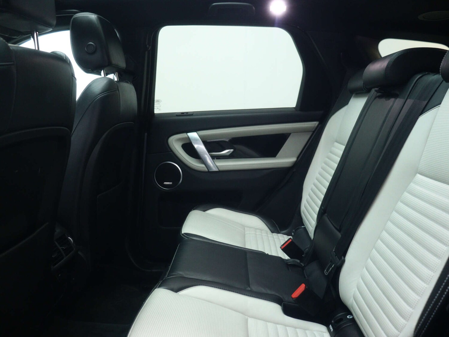 Used Land Rover Discovery Sport 2019 for sale - 77590550: Photo 52