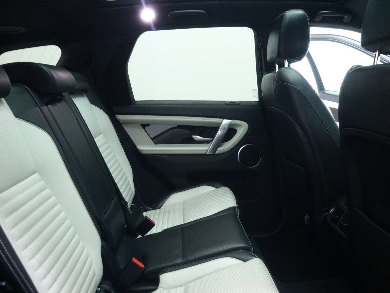 Used Land Rover Discovery Sport 2019 for sale - 77590550: Photo 53