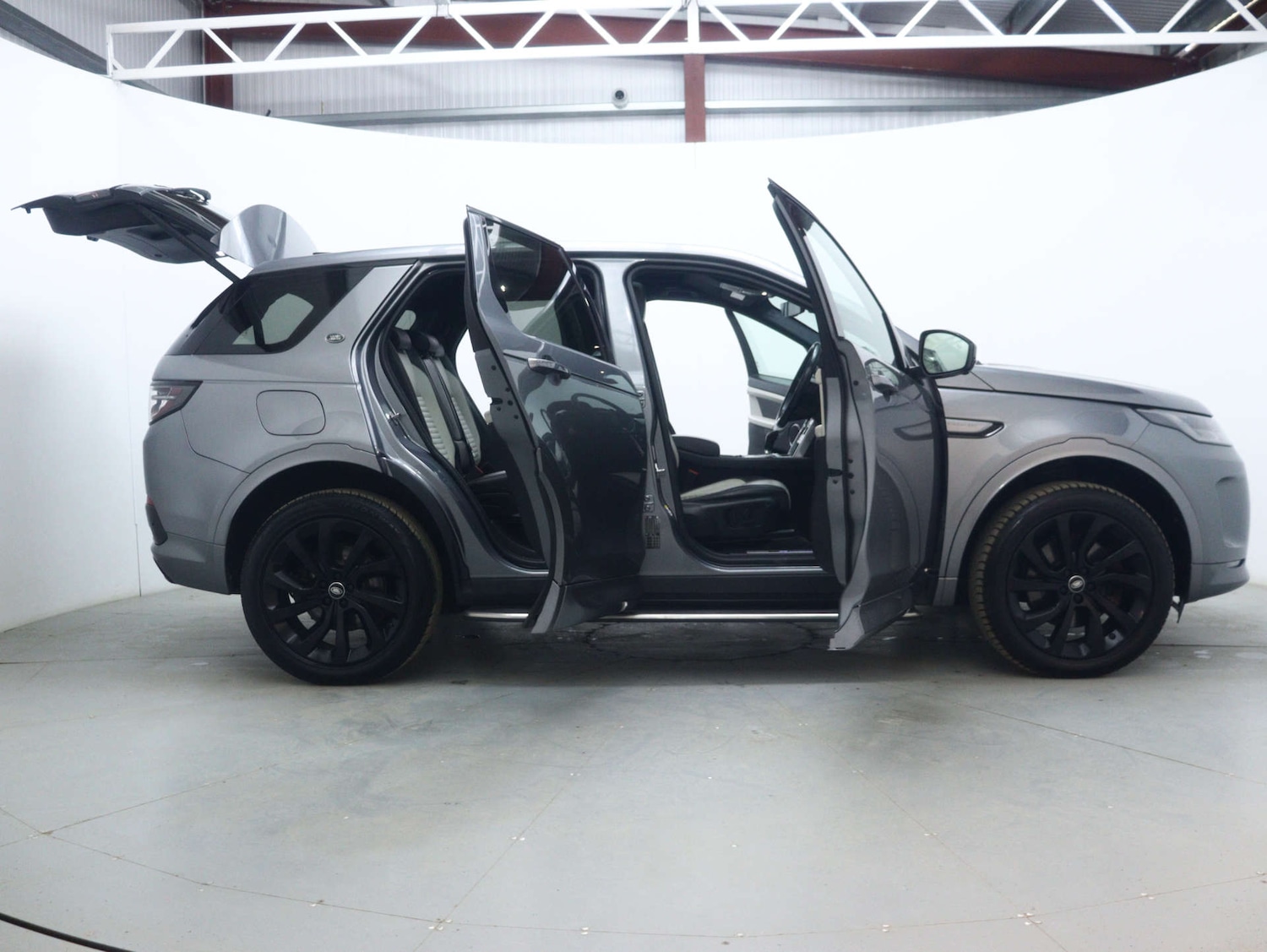 Used Land Rover Discovery Sport 2019 for sale - 77590550: Photo 65