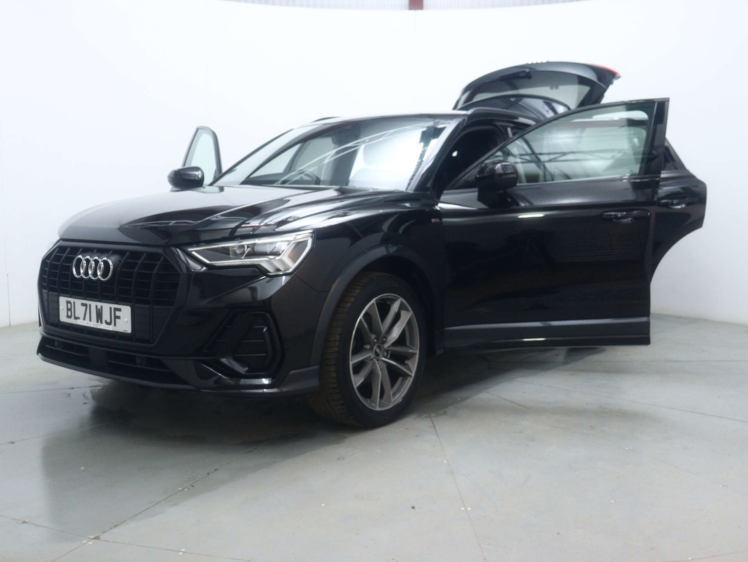 Used Audi Q3 2022 for sale - 77431865: Photo 55