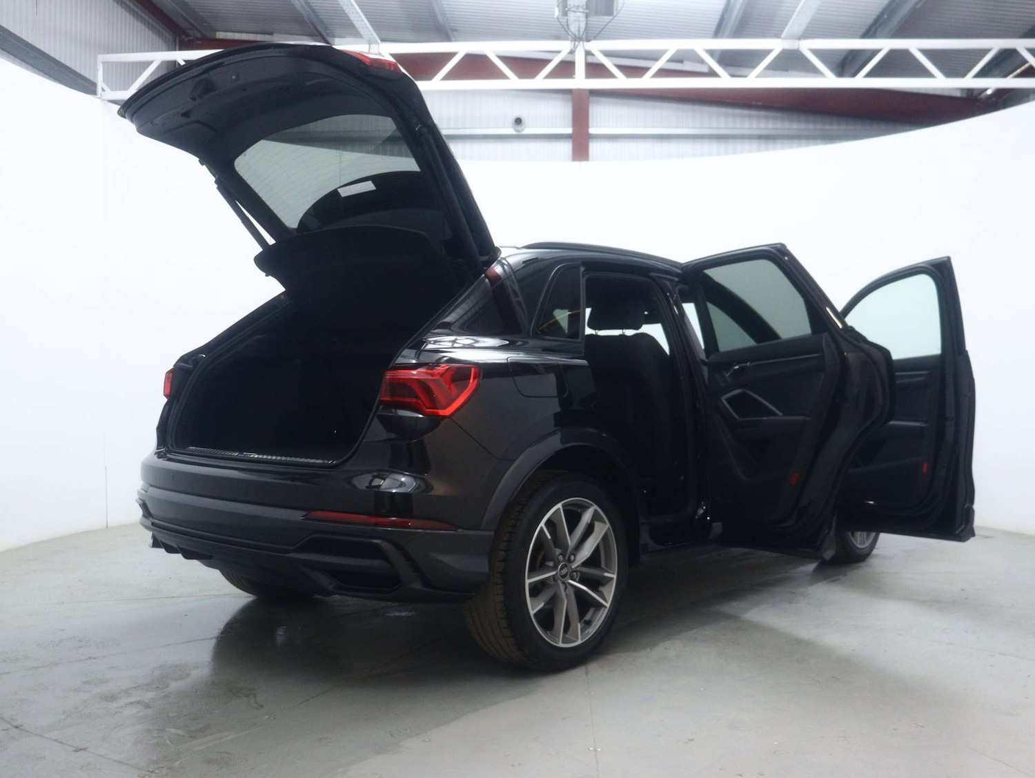Used Audi Q3 2022 for sale - 77431865: Photo 59