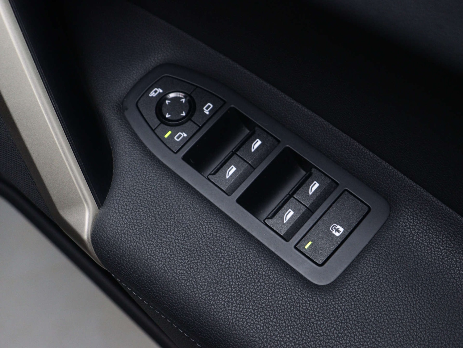 Used BMW iX 2022 for sale - 76156487: Photo 42