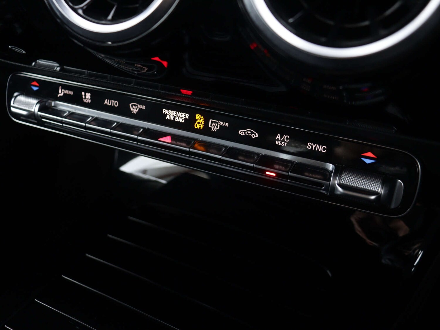 Used Mercedes-Benz A-Class 2020 for sale - 75849100: Photo 30