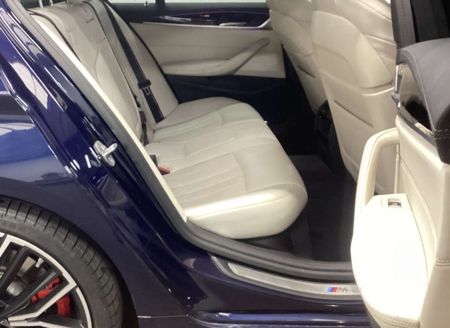 Used BMW 5 Series 2022 for sale - 76829721: Photo 11