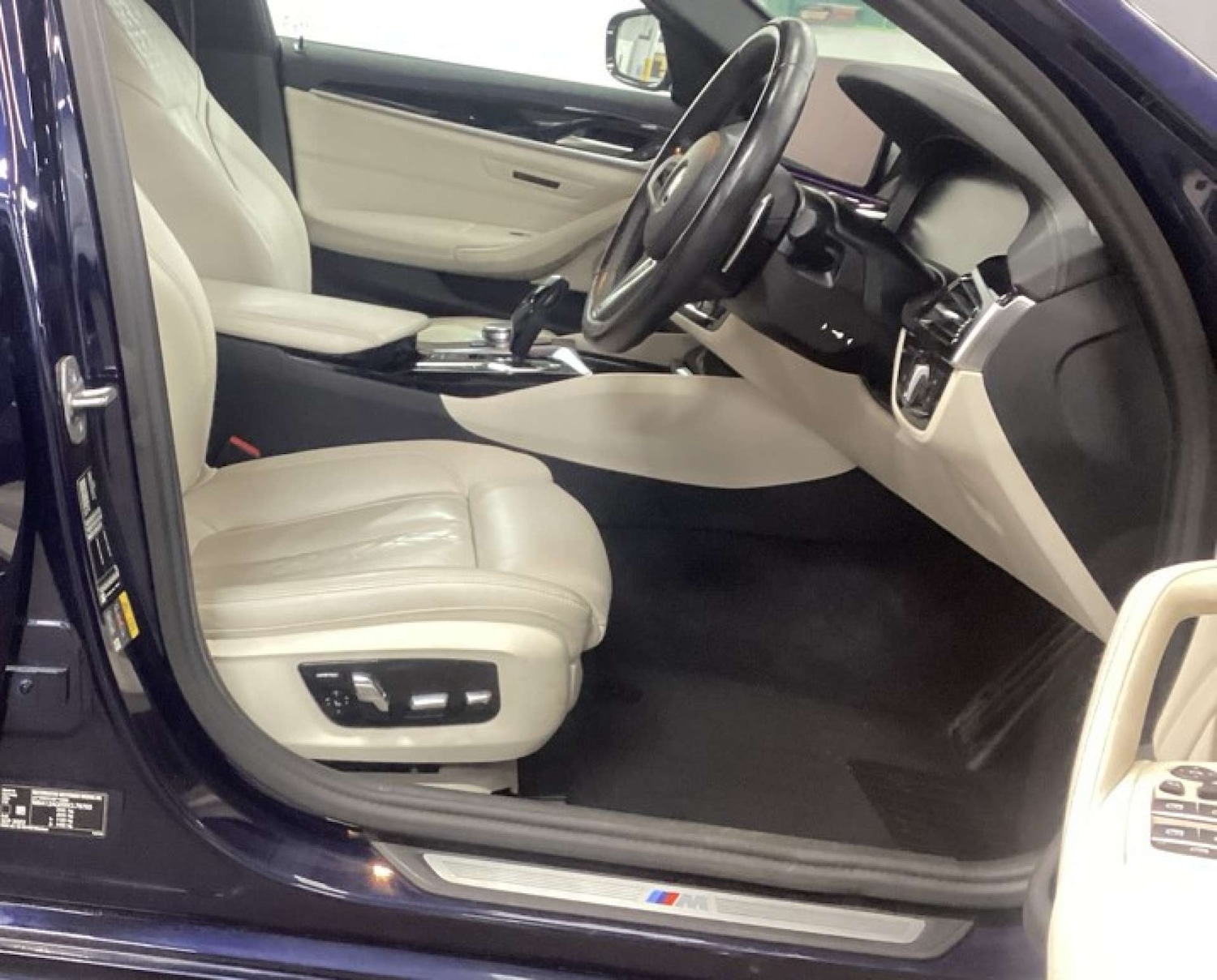 Used BMW 5 Series 2022 for sale - 76829721: Photo 12