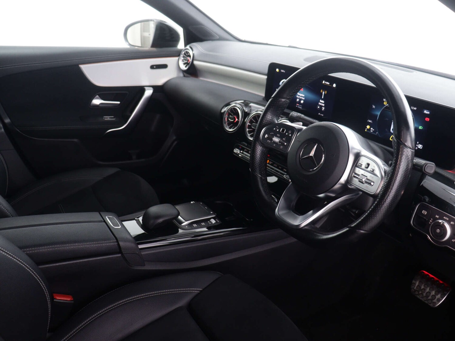 Used Mercedes-Benz A-Class 2022 for sale - 75773248: Photo 40
