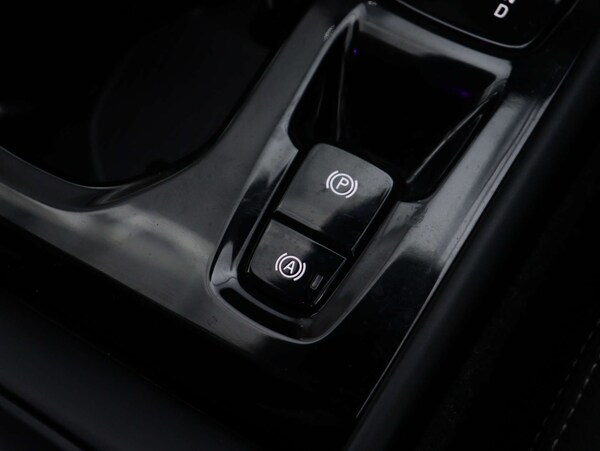 Used Volvo XC40 2021 for sale - 75585919: Photo 31