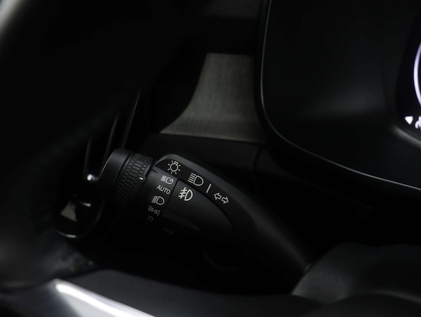 Used Volvo XC40 2021 for sale - 75585919: Photo 35