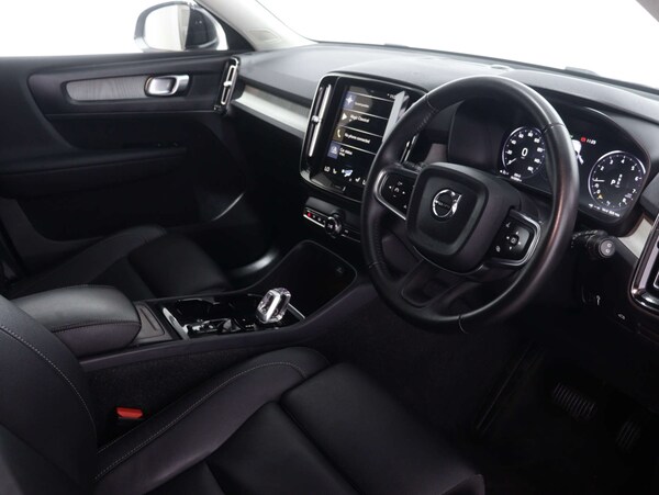 Used Volvo XC40 2021 for sale - 75585919: Photo 40