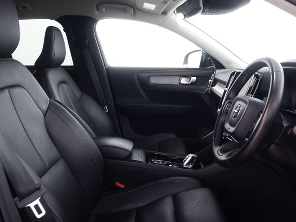 Used Volvo XC40 2021 for sale - 75585919: Photo 41