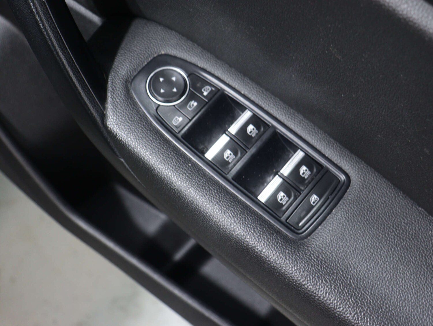 Used Renault Captur 2020 for sale - 76046407: Photo 34