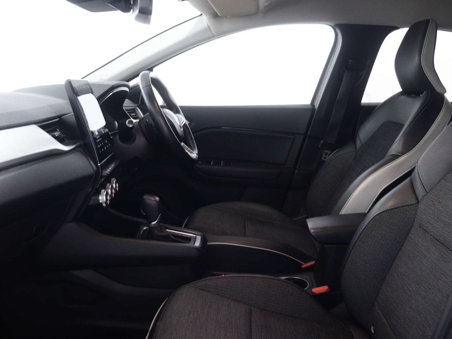 Used Renault Captur 2020 for sale - 76046407: Photo 40