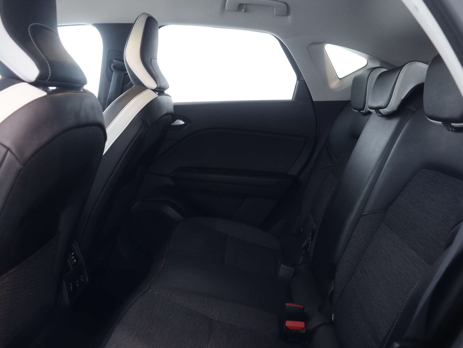 Used Renault Captur 2020 for sale - 76046407: Photo 43