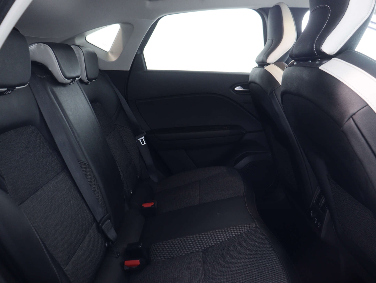 Used Renault Captur 2020 for sale - 76046407: Photo 44