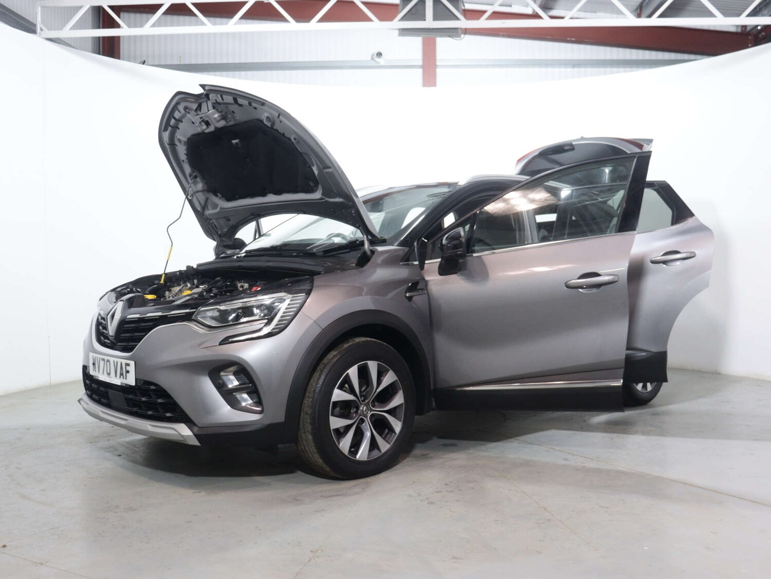 Used Renault Captur 2020 for sale - 76046407: Photo 49