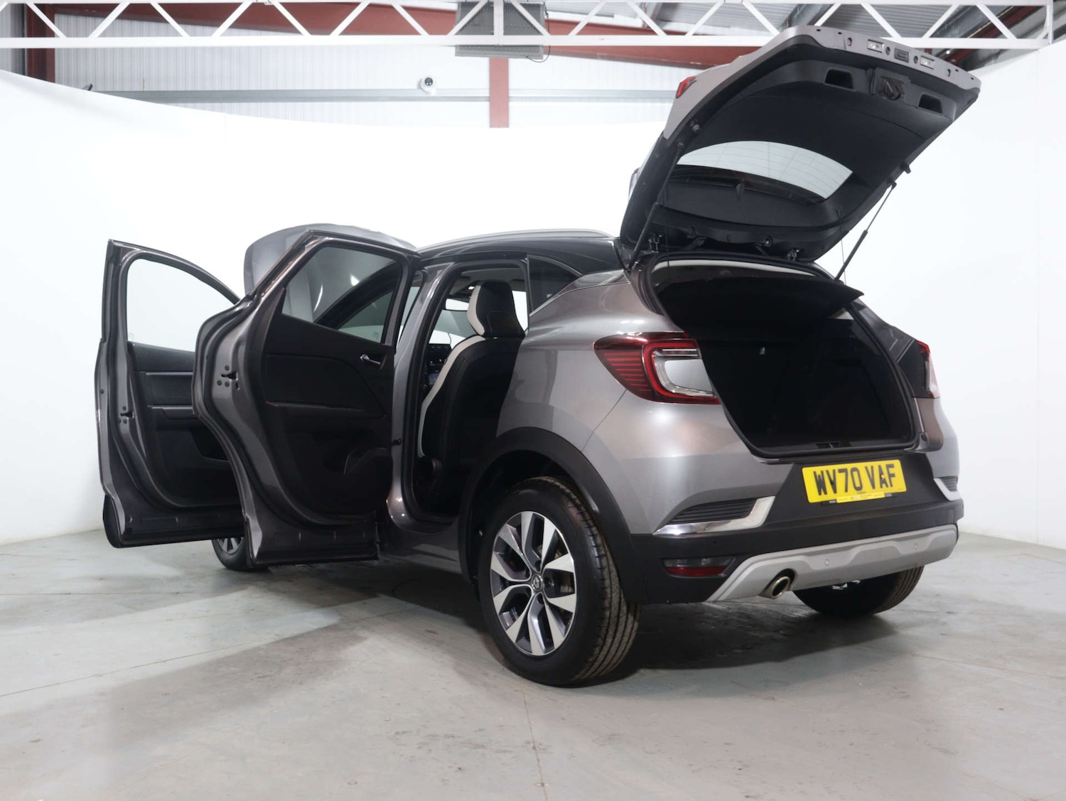 Used Renault Captur 2020 for sale - 76046407: Photo 51