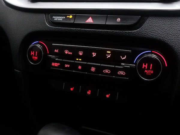 Used Kia XCeed 2023 for sale - 76274226: Photo 31
